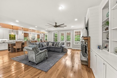 Welcome to 484 Eagles Way, in the gated Eagles Point - photo 9