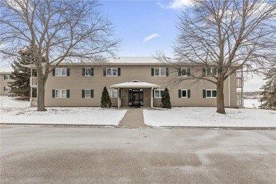 Lake Condo For Sale in Inver Grove Heights, Minnesota