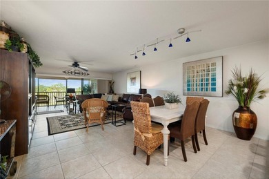 $10K PRICE REDUCTION! FURNISHED 2-BEDROOM, 2-BATH THIRD-FLOOR - photo 13