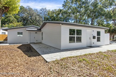 Buyers: Make an appointment today on this exclusive opportunity - photo 3