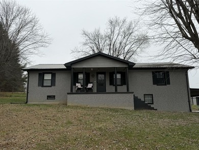 Barren River Lake Home For Sale in Glasgow Kentucky