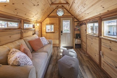 Welcome to Your New Haven! Nestled on a peaceful, forested road - photo 11