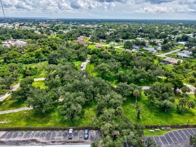 Located directly on the highly traveled Tamiami Trail (U.S. 41) - photo 11
