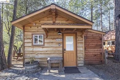 Welcome to Your New Haven! Nestled on a peaceful, forested road - photo 14