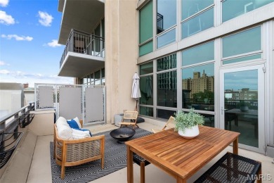 Located on the 7th Floor this 2 Bed, 2 Full Bath unit is located