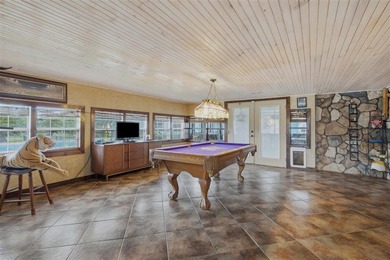 Escape to your own private retreat with this exceptional - photo 21