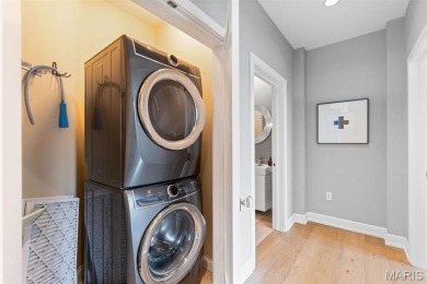 Located on the 7th Floor this 2 Bed, 2 Full Bath unit is located