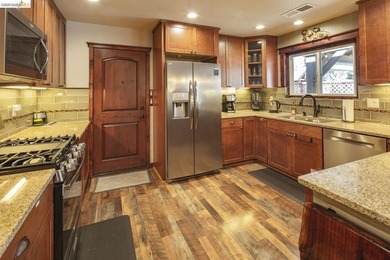 Welcome to Your New Haven! Nestled on a peaceful, forested road - photo 34