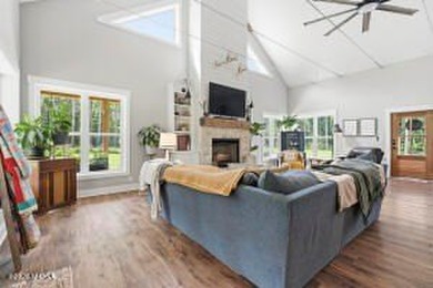 Custom Barndominium on 49.27 Acres in Gray, GA. This 4-bedroom - photo 7