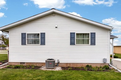 Here is the home you have been looking for! Immaculately kept - photo 39