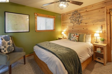 Welcome to Your New Haven! Nestled on a peaceful, forested road - photo 41
