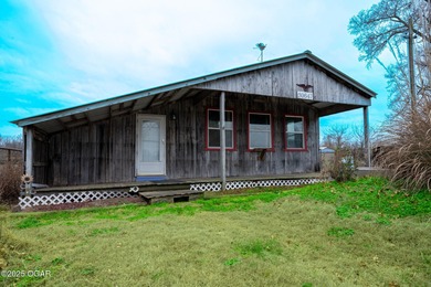 (private lake, pond, coastal) Home For Sale in Wentworth Missouri