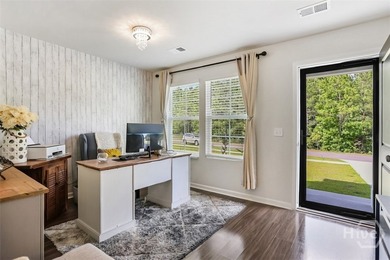 Welcome to your private waterfront retreat! Nestled on 0.74 - photo 3