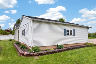 Here is the home you have been looking for! Immaculately kept - photo 44