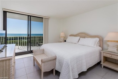 Beachfront condo with 2 bedrooms and 2 bathroom. Spectacular - photo 13