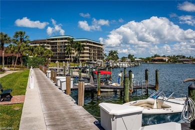 Beachfront condo with 2 bedrooms and 2 bathroom. Spectacular - photo 33