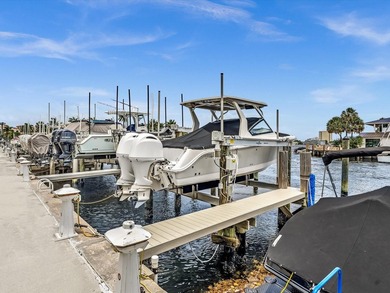 Imagine waking up to gentle waterfront breezes and spectacular - photo 35