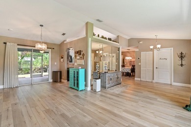 Rare opportunity to own a versatile multi-generational or - photo 9