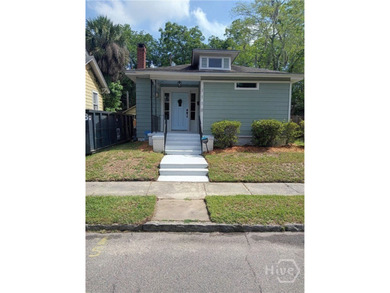 Freshly updated in 2024; well maintained 3bd/2ba charming home - photo 1