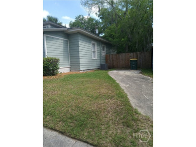 Freshly updated in 2024; well maintained 3bd/2ba charming home - photo 3