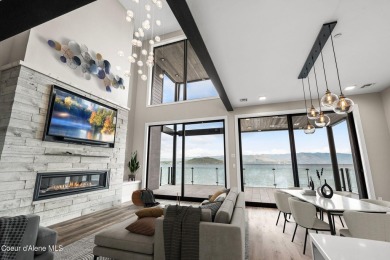 Lake Home For Sale in Sandpoint, Idaho