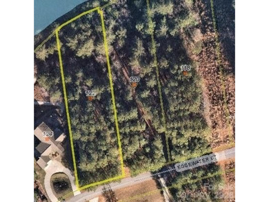 Lake Rhodhiss Lot For Sale in Granite Falls North Carolina