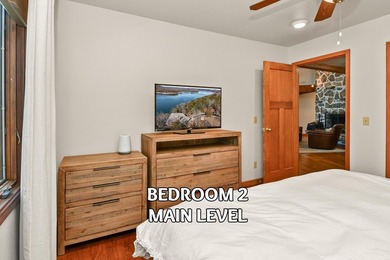 Lakefront, lake view, boat slip available and meticulously - photo 28