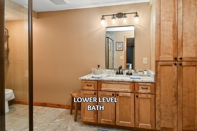 Lakefront, lake view, boat slip available and meticulously - photo 33