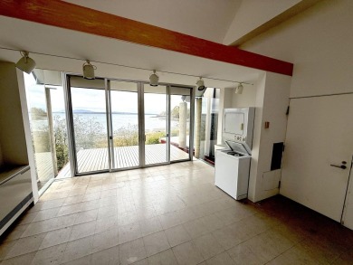 Between the incredible beach setting, the architecture, light - photo 38