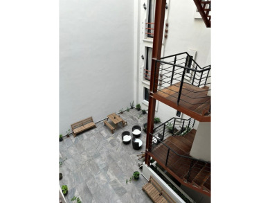 Discover this fully furnished and equipped 2-bedroom, 2-bathroom