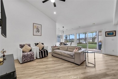 Extraordinary waterfront estate located on Canyon Lake's highly - photo 12