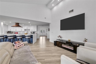 Extraordinary waterfront estate located on Canyon Lake's highly - photo 13