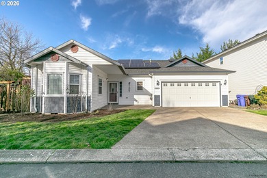 Fairview Lake Home For Sale in Fairview Oregon