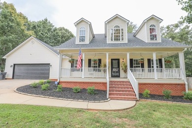 Beautifully upgraded 4-bedroom, 3-bath home offering the perfect - photo 5
