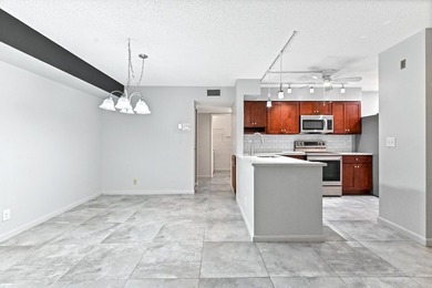 Huntington Lakes Condo For Sale in Delray Beach Florida