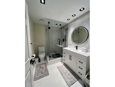 BEAUTIFUL APARTMENT AT THE PRESTIGIOUS MEDITERRANEAN VILLAGE HAS