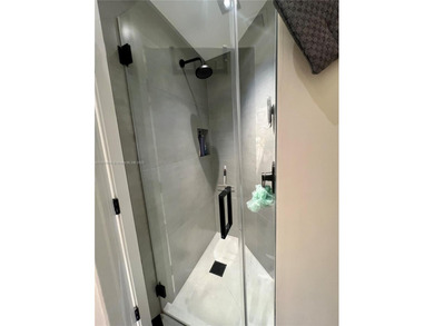 BEAUTIFUL APARTMENT AT THE PRESTIGIOUS MEDITERRANEAN VILLAGE HAS