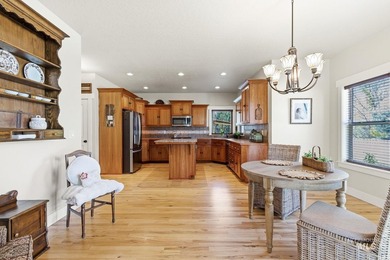 Welcome home to this exceptional residence, thoughtfully crafted - photo 25