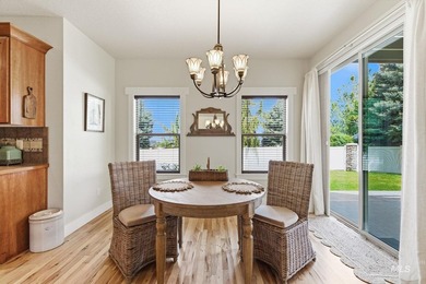 Welcome home to this exceptional residence, thoughtfully crafted - photo 30