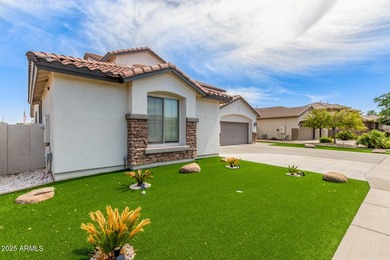 Live where the fairway becomes your backyard! Perfectly - photo 4
