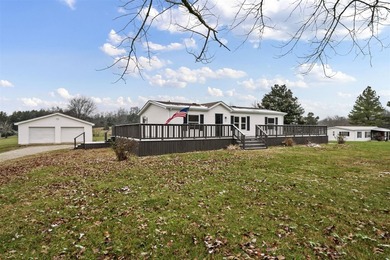 Shanty Hollow Lake Home For Sale in Bowling Green Kentucky