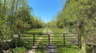 Lake Acreage For Sale in Phoenix, New York