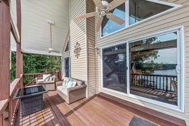 Experience the perfect blend of lakeside luxury and modern - photo 8