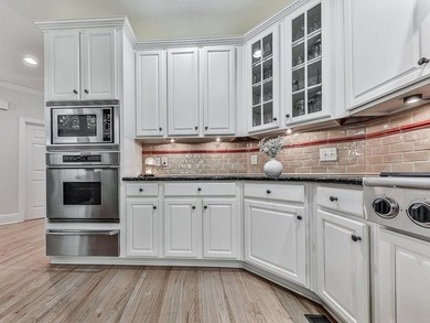 Welcome to your Forever home in a Golf Community where timeless - photo 12