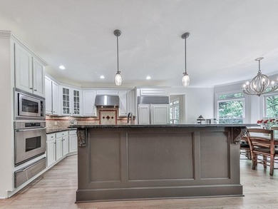 Welcome to your Forever home in a Golf Community where timeless - photo 14
