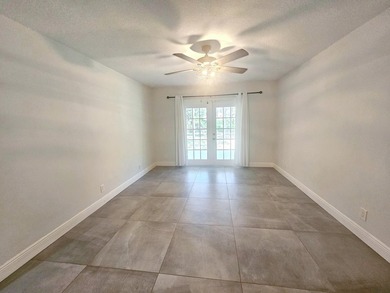 This beautiful 3BR/2BA home sits on a spacious 1.15 acre lot and - photo 18