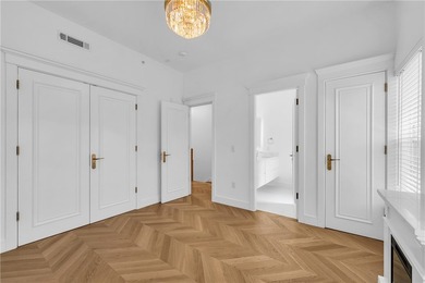 Rarely does a townhome deliver this level of detail. 1,200 - photo 22
