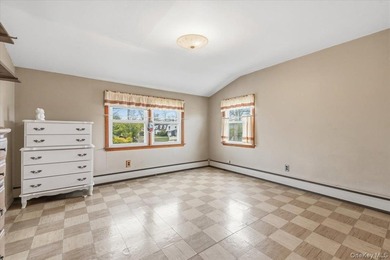 Welcome to this spacious 5-bedroom, 2-full-bath Colonial - photo 23