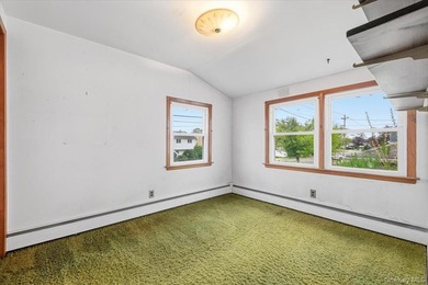 Welcome to this spacious 5-bedroom, 2-full-bath Colonial - photo 25