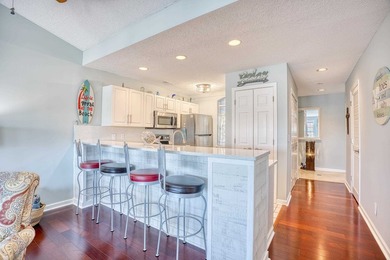 Gorgeous Marina views from this updated 2-bedroom, 2 bath END - photo 27